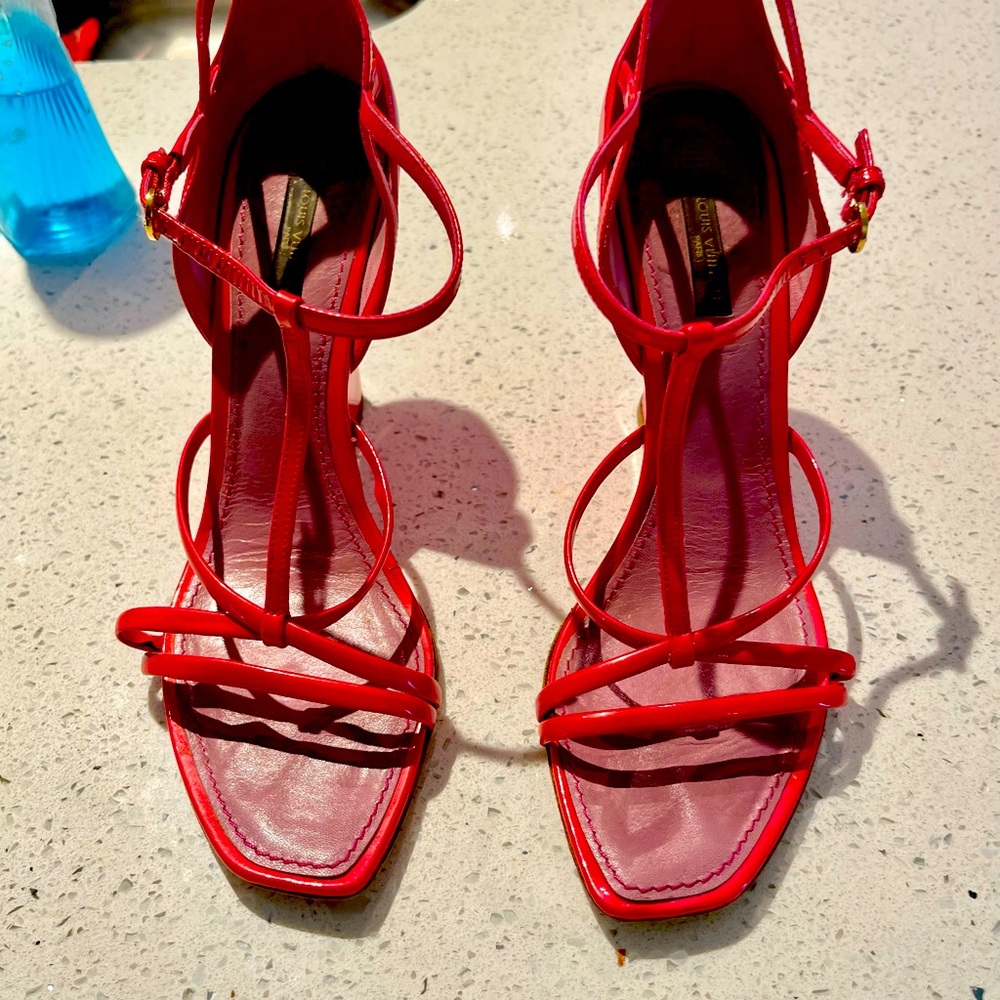 Lois Vuitton Shoes / Sandals / Pink / Gold / Size 38 / 8